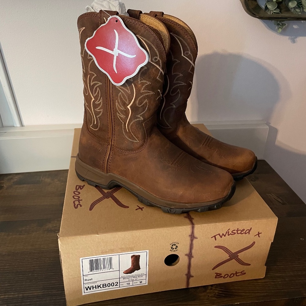 Twisted X Women’s hiker Boots D toe 10” RUST Size 10
